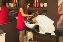 Cargar imagen en el visor de la galería, 9037 2 VeronikaR by EllenS forward shampoo hairwash salon shampoo