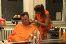 Cargar imagen en el visor de la galería, 288 7 by Silvija cut orange haircutcape XXL and orange apron barberette