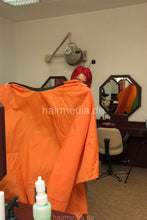 Cargar imagen en el visor de la galería, 294 NadjaZ 16 doing old male customer nv backward wash in oversized orange nyloncape