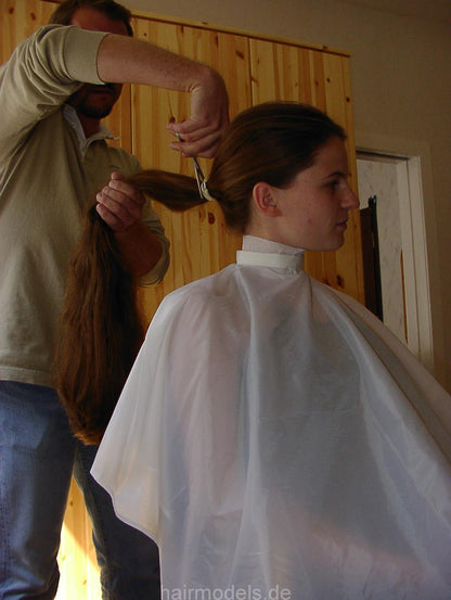 h065 Emy dry hair cut by hobbybarber in hotel, boyfriend watching