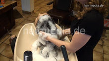 Cargar imagen en el visor de la galería, 9058 Hanna by fresh curled barberette VictoriaB backward manner salon shampooing
