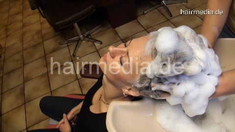 361 JuliaS 1 backward shampooing by OlgaO
