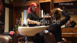 9068 NicoleF 1 by Kia new method cam 2  shampooing by redhead barberette in salon