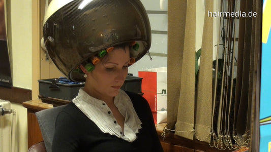 6158 SonjaG 3 under the dryer