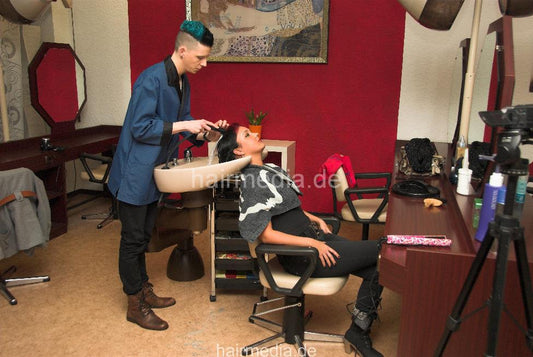 340 Verena by Barber salon backward shampooing by barber in barberapron