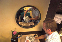 Laden Sie das Bild in den Galerie-Viewer, 6181 BiancaS 1 forward wash by old barber salon shampooing