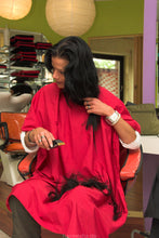Load image into Gallery viewer, 8051 2 dry cut Model clippercut her hair by herself in salon