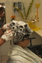 将图片加载到图库查看器，6070 1 Tayla fresh styled hair upright shampoo hairwash by mature barberette