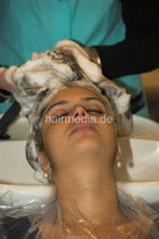 Carica l&#39;immagine nel visualizzatore di Gallery, 9129 Tayla 2 Hannover thick strong backward shampoo by Barberette Monika