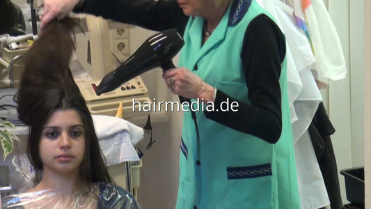 9129 Tayla 3 Hannover thick strong blow job by Barberette Monika video for download