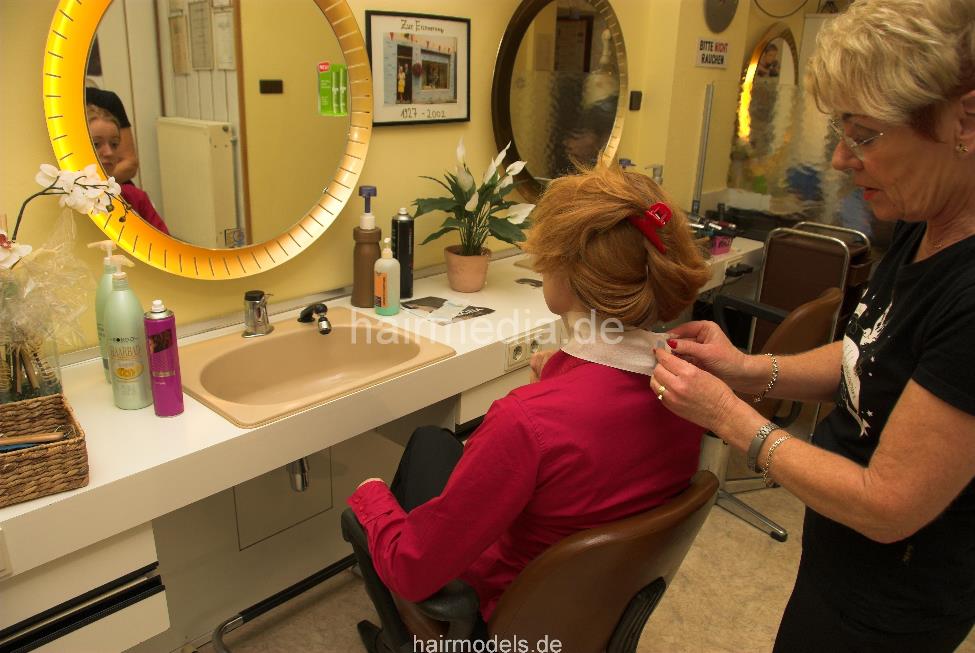 7001 MelanieS 1 redhead firm forward 2x wash forward shampooing vintage salon my mature barberette