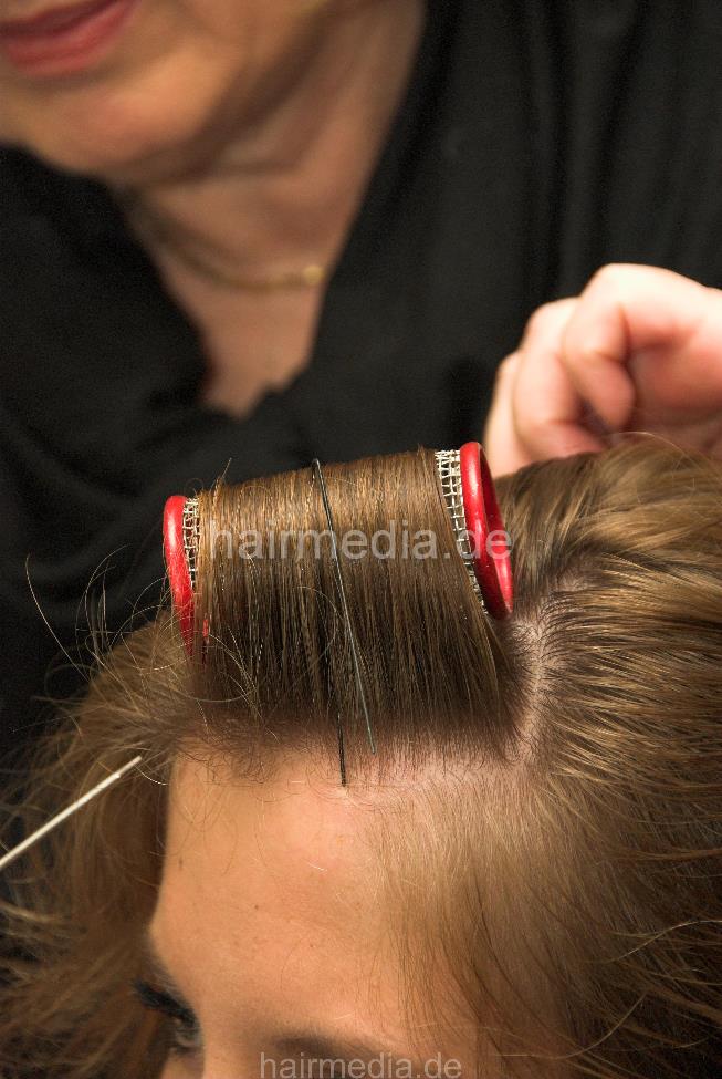6119 SarahS wet set vintage hairstyle Frankfurt salon