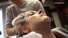 Charger l&#39;image dans la galerie, 9073 07 JaninaS by barber Davide jealous backward salon shampooing thick hair