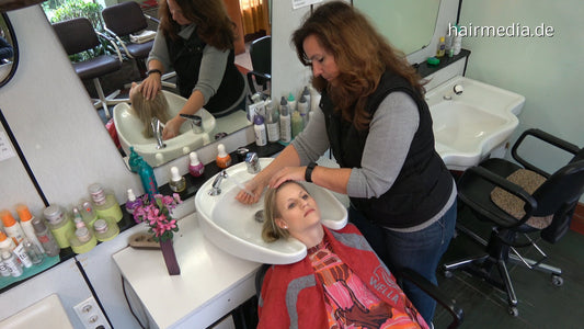 6300 JaninaZ 1 barberette in the bowl backward salon shampooing