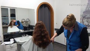 8300 JuliaR by MelanieM 1 drycut, haircut on barberchair in vintage barbershop in blue apron