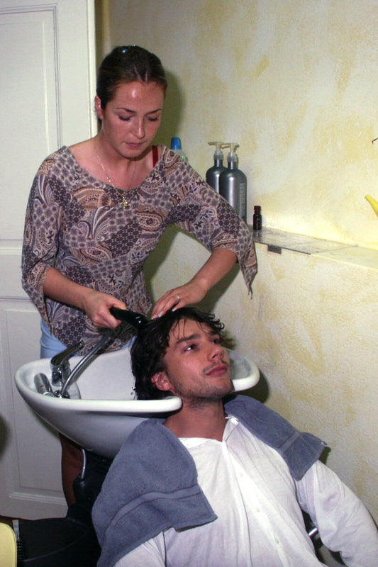 229c barber by colleauge shampooing