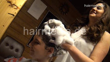Laden Sie das Bild in den Galerie-Viewer, 361 KatjaC 2 upright hairwash by OlgaO in grey shampoocape and neckstrip