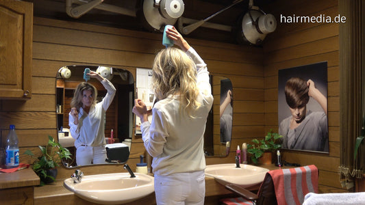 KristinaB custom barberette self salonshampooing 1 bottle shampoo into dry hair