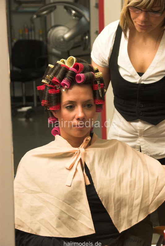 6050 MadeleineU by ManuelaZ wet set hairnet and dryer