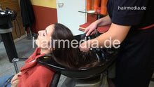 Carica l&#39;immagine nel visualizzatore di Gallery, 9085 LauraL by Julija backward shampoo pampering