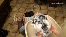 Load image into Gallery viewer, 6169 Mascha backward shampoo long black hair