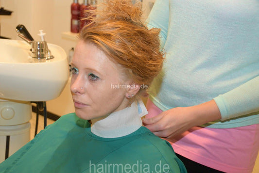 7093 NataschaK 1 backward wash pre perm salon shampooing permed hair