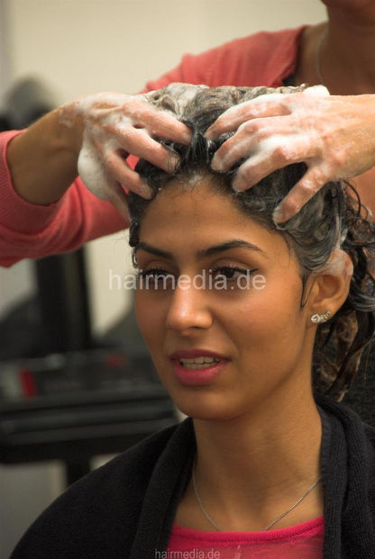 9053 3 Jemila upright hair wash