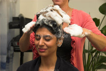 Load image into Gallery viewer, 9053 3 Jemila upright hair wash