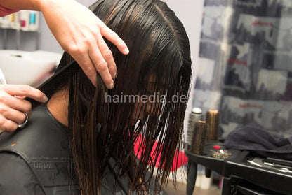 9053 4 Jemila trim haircut in Dusseldorf, Germany