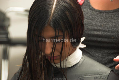 9053 4 Jemila trim haircut in Dusseldorf, Germany