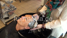 Load image into Gallery viewer, 4054 Mom 4 wash salon backward shampooing daughter watching