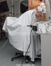 Cargar imagen en el visor de la galería, 6031 Larissa shampoo forward salon by Stella large white cape and apron