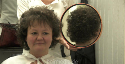 7061 JuttaA 4 wet set after perm