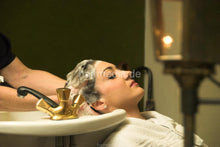 Carica l&#39;immagine nel visualizzatore di Gallery, 6142 Romana s0641 1 wash salon backward shampooing Mainz Salon hairdresser