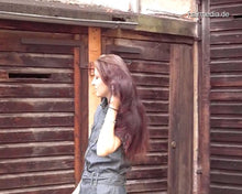 Charger l&#39;image dans la galerie, 196 NicoleW 1 show outdoor braiding brushing