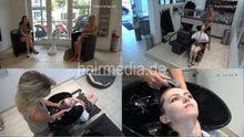 Load image into Gallery viewer, 9076 JuliaR 1 backward shampoo by Leonie