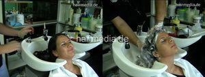8077 Ludmilla 1 thick hair shampooing Italy salon by barber