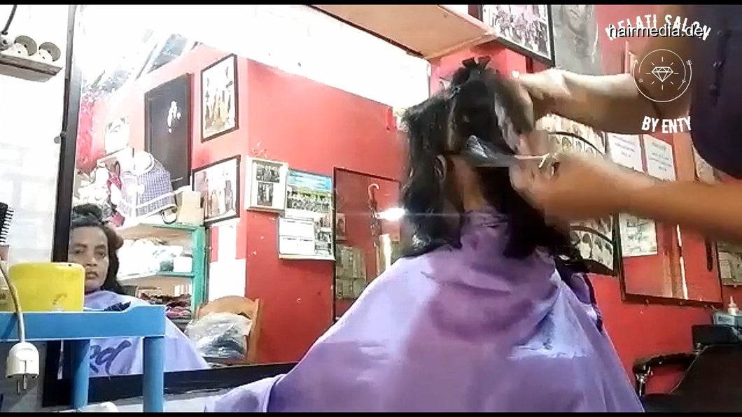 8600 08 Original - Loopy Yati- Long to Short Haircut - women haircut