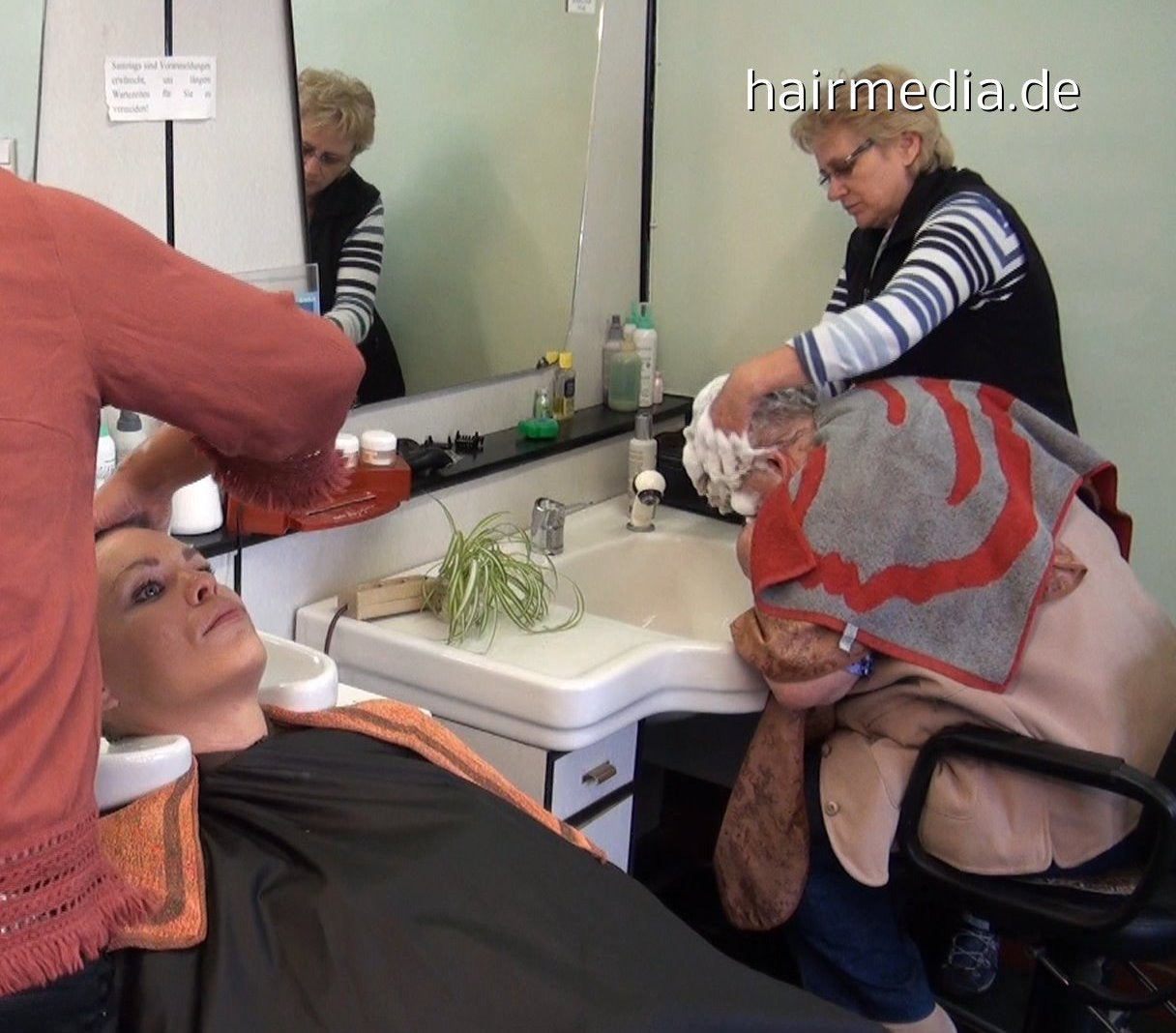 522 Frankfurt vintage salon 1704 strong wash hairshampooing