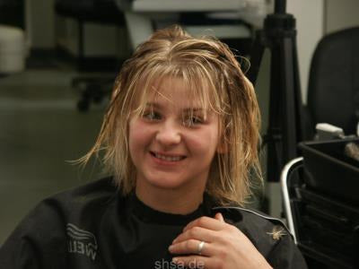 743 faked perm small rod wet set by FranziskaL in Leipzig salon