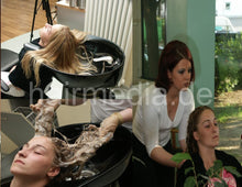Load image into Gallery viewer, 351 Jasmin by Eva glove shampooing salon backward