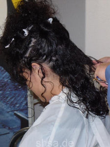 851 Lisboa Sonja cut by truckdriver afro hair