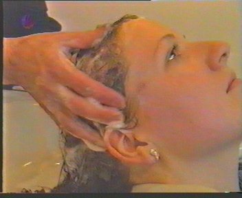 0036 owe 6 shampooing in germany 1990