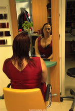 Load image into Gallery viewer, 6055 TS Tina shampoo and eyebrow