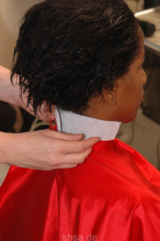 862 African Aline by hobbybarber in Lisboa 4 min video for download