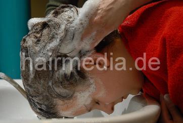 500 RG Mandy forward salon shampooing hairwash