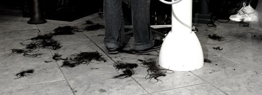 0008 Mandy haircut, haironthefloor