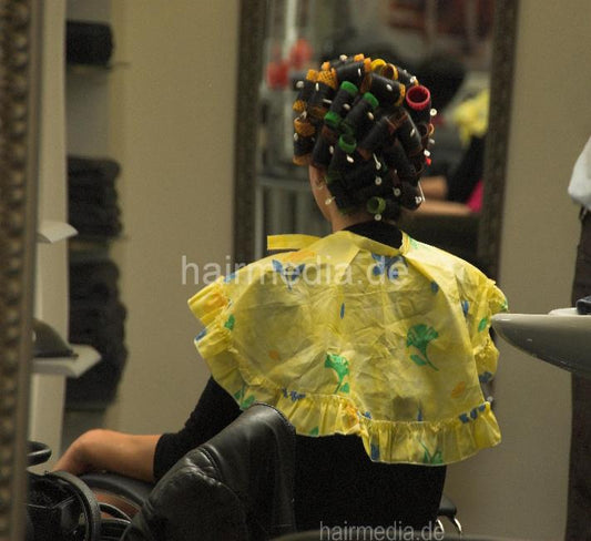 6142 Romana s1637 set and under the dryer, classic brush out