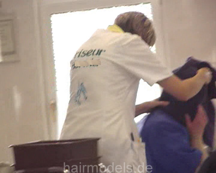 501 s0058 forward strong shampooing 2 min video for download