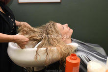 将图片加载到图库查看器，367 EvaH thick curly hair asmr shampooing backward by Roya